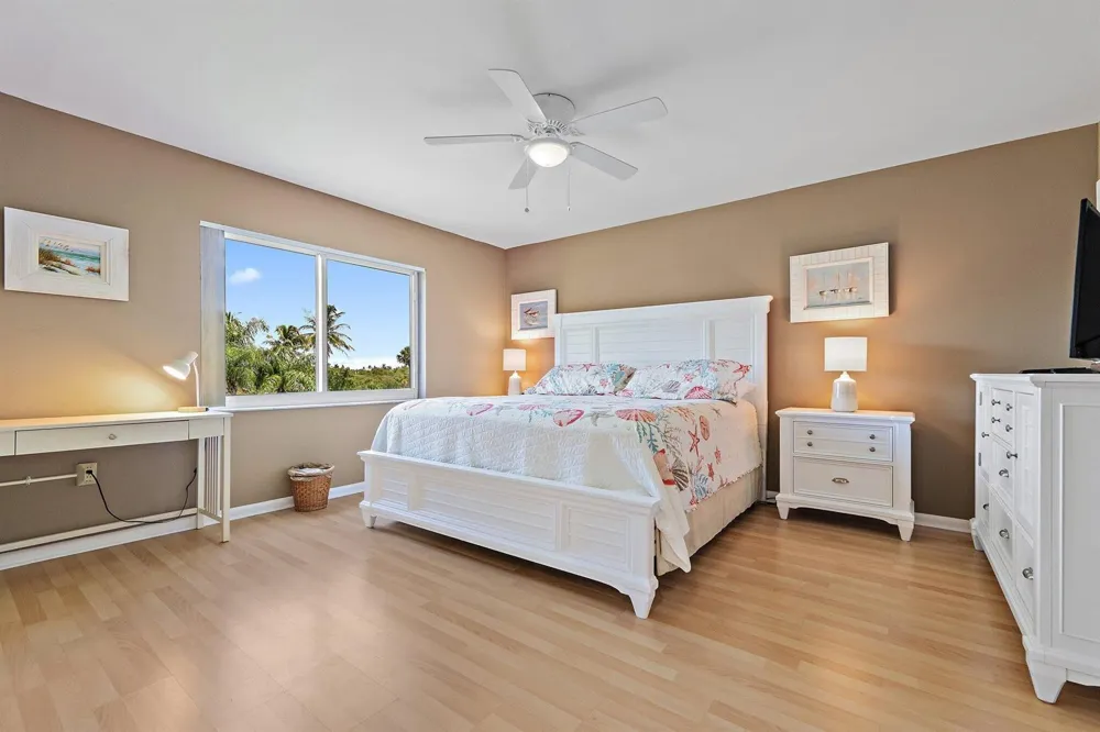 275 PALM AVENUE #C302 Jupiter, FL 33477