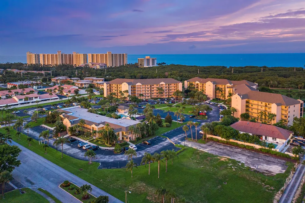 275 PALM AVENUE #C302 Jupiter, FL 33477