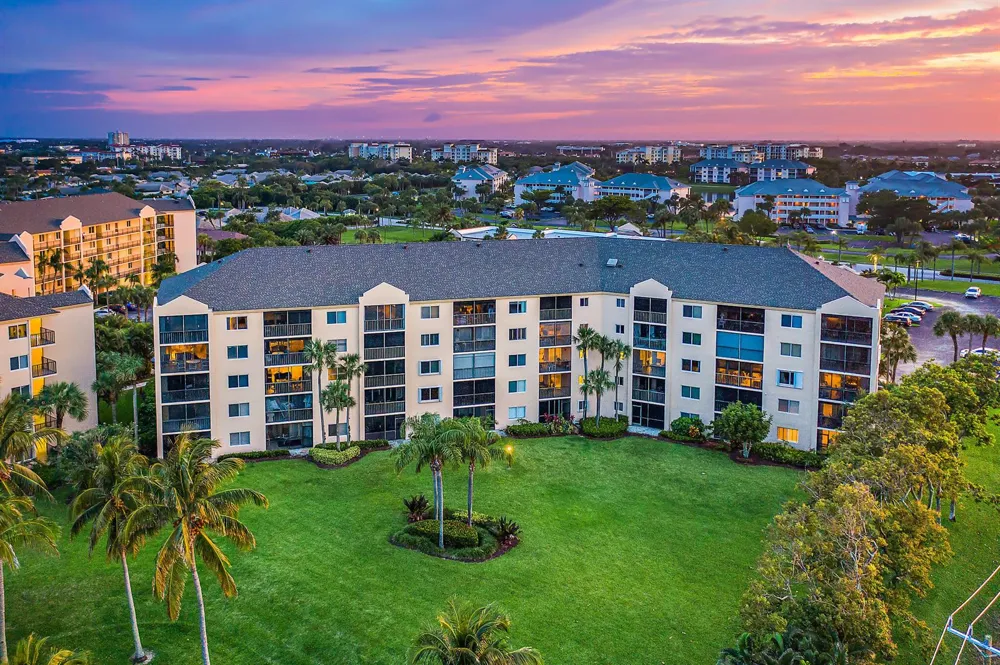 275 PALM AVENUE #C302 Jupiter, FL 33477