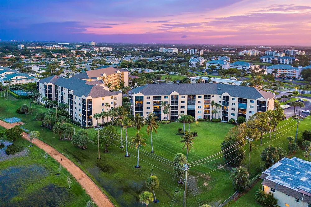 275 PALM AVENUE #C302 Jupiter, FL 33477