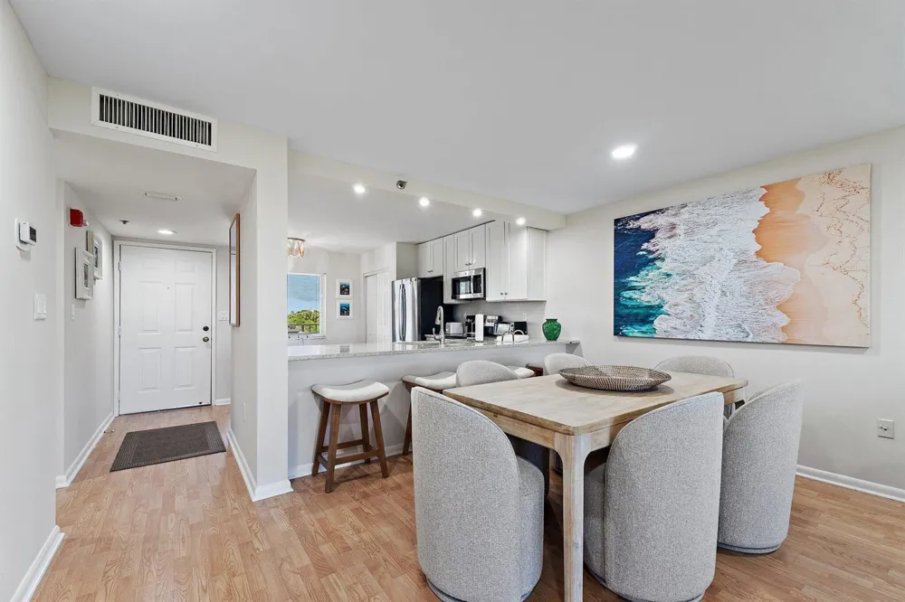 275 PALM AVENUE #C302 Jupiter, FL 33477