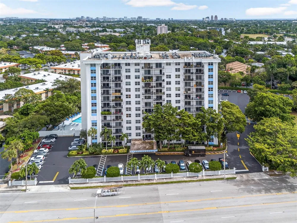 1800 ANDREWS AVENUE #2F Fort Lauderdale, FL 33311