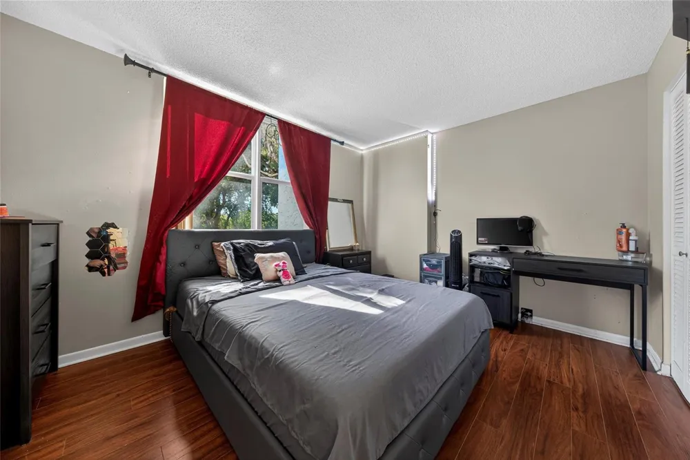 1800 ANDREWS AVENUE #2F Fort Lauderdale, FL 33311