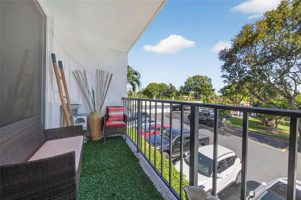 1800 ANDREWS AVENUE #2F Fort Lauderdale, FL 33311