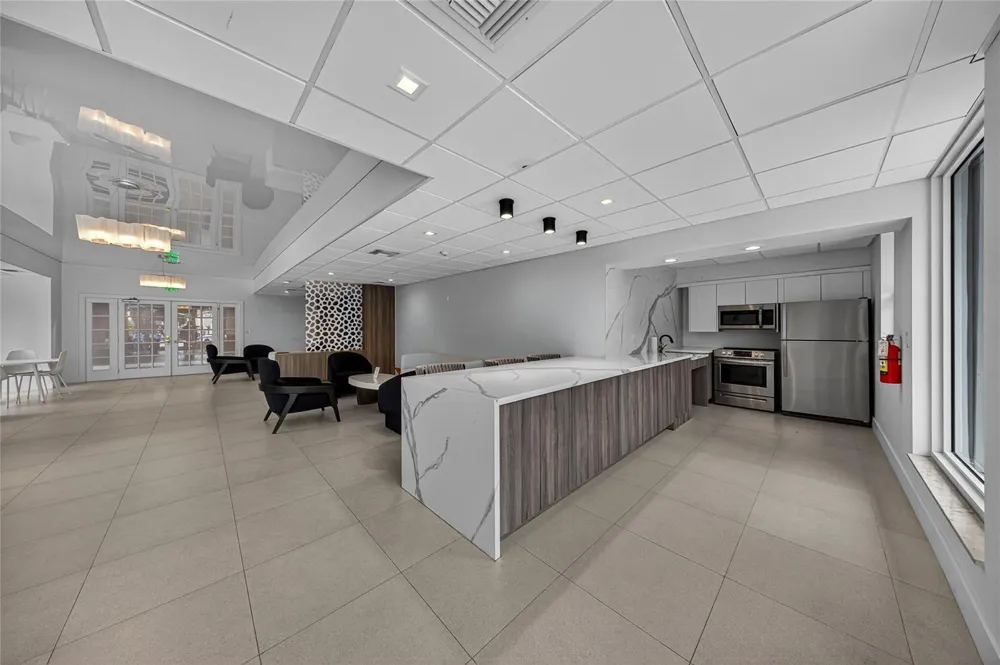 1800 ANDREWS AVENUE #2F Fort Lauderdale, FL 33311