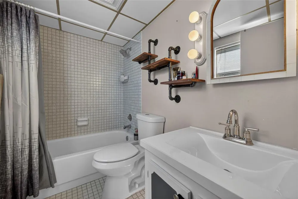1800 ANDREWS AVENUE #2F Fort Lauderdale, FL 33311