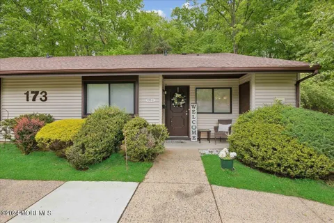 173 Amberly Drive #D