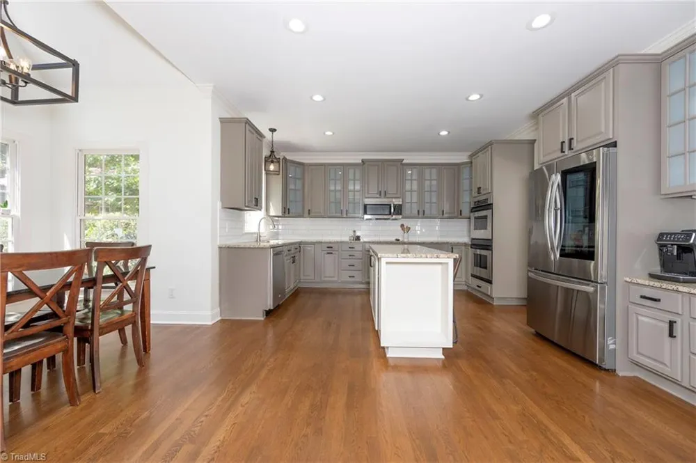 145 Ashbourne Lake Court Clemmons, NC 27012