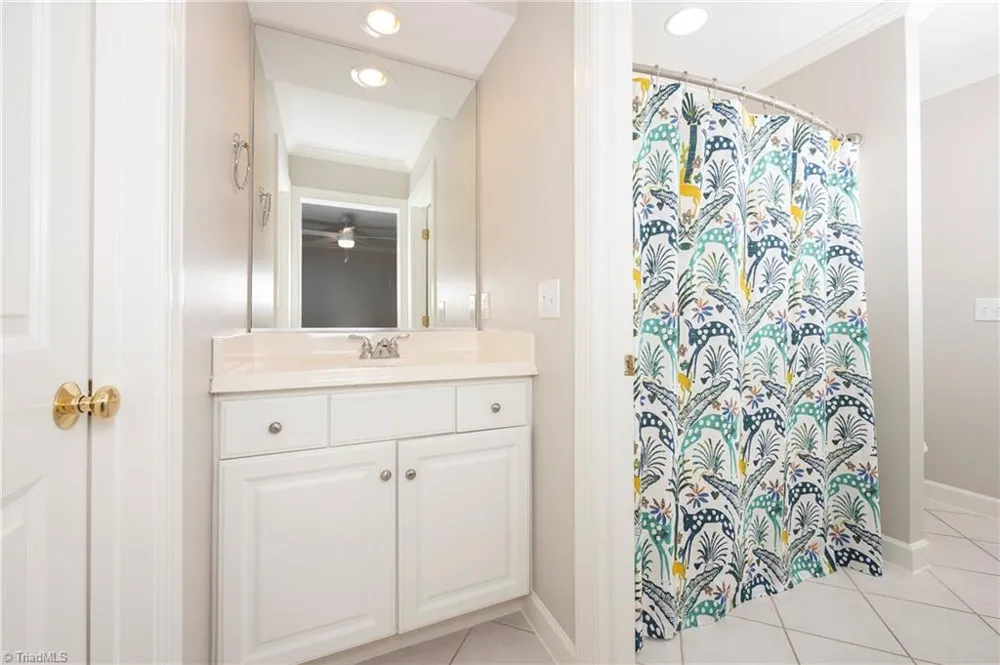 145 Ashbourne Lake Court Clemmons, NC 27012