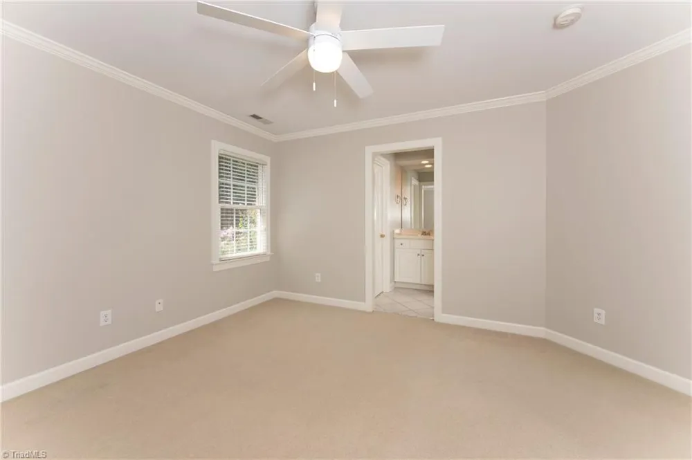 145 Ashbourne Lake Court Clemmons, NC 27012