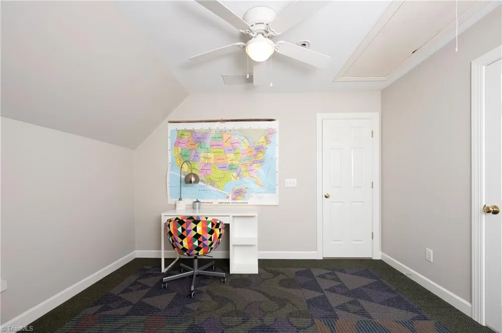 145 Ashbourne Lake Court Clemmons, NC 27012
