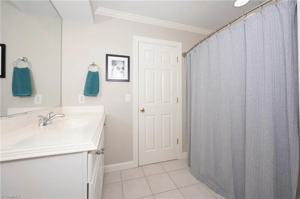 145 Ashbourne Lake Court Clemmons, NC 27012