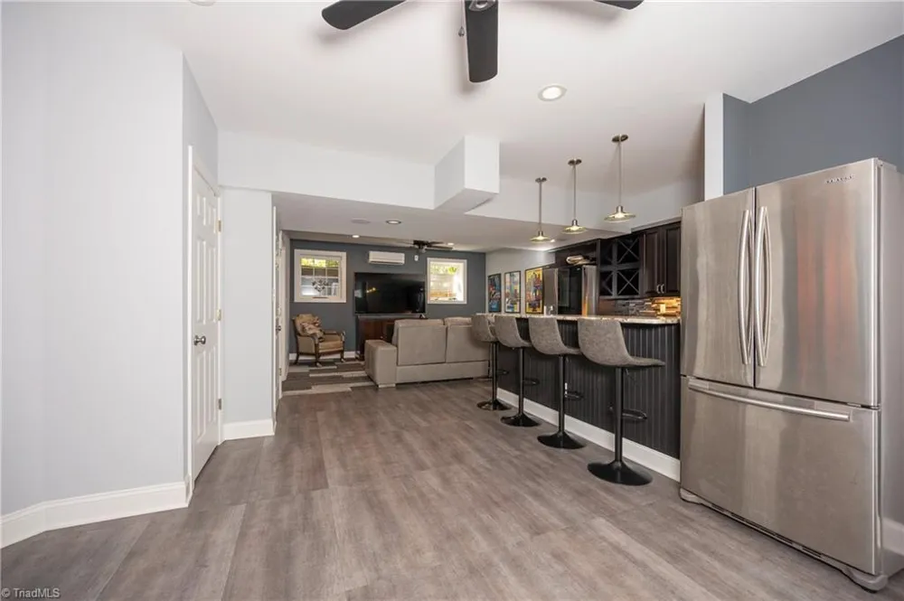 145 Ashbourne Lake Court Clemmons, NC 27012