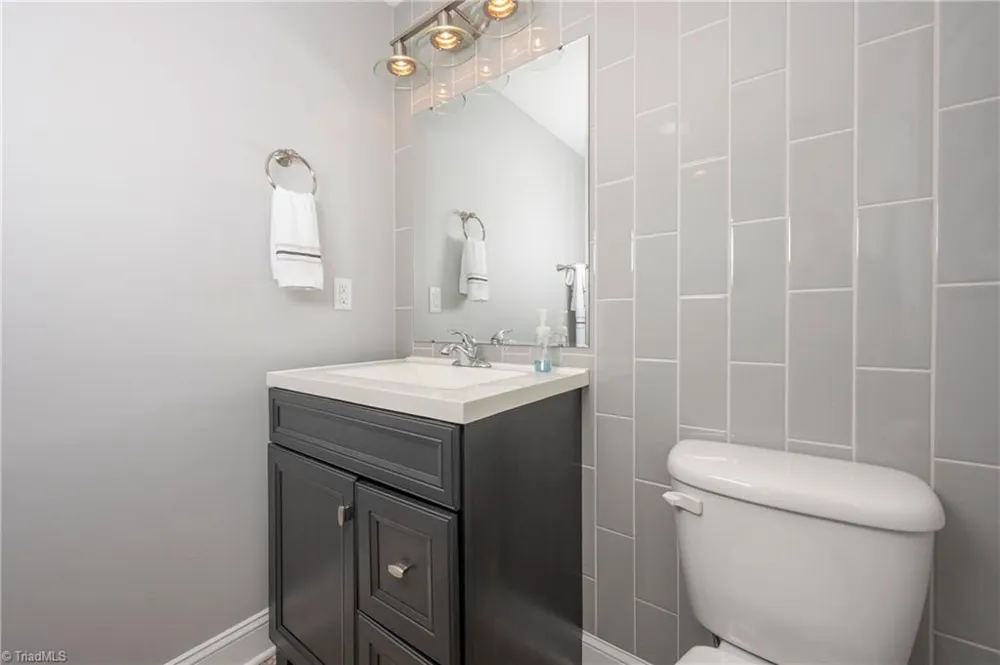 145 Ashbourne Lake Court Clemmons, NC 27012