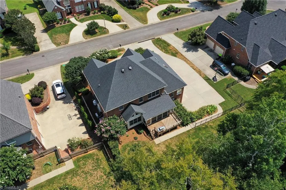 145 Ashbourne Lake Court Clemmons, NC 27012