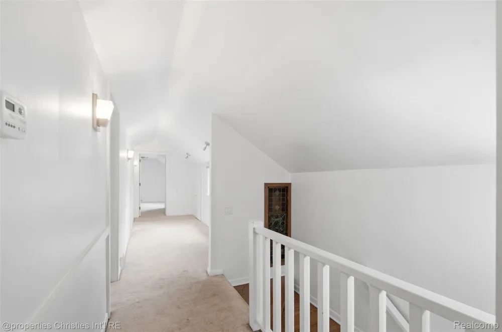 25310 Canterbury Road Franklin Village, MI 48025