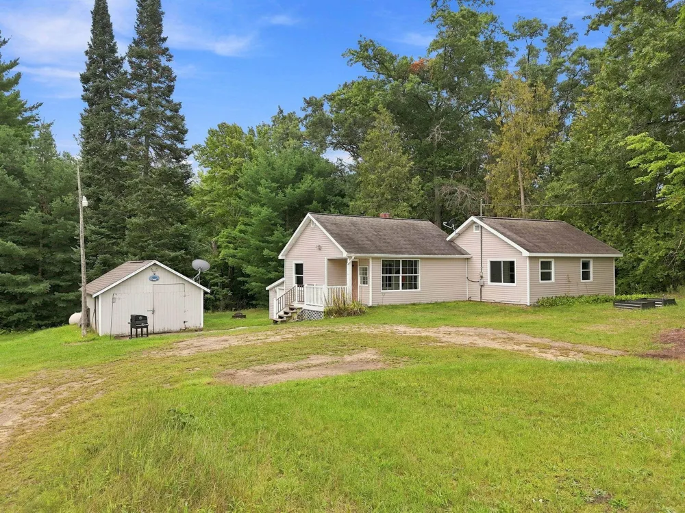 1893 W Maple Grove Road Surrey Township, MI 48622
