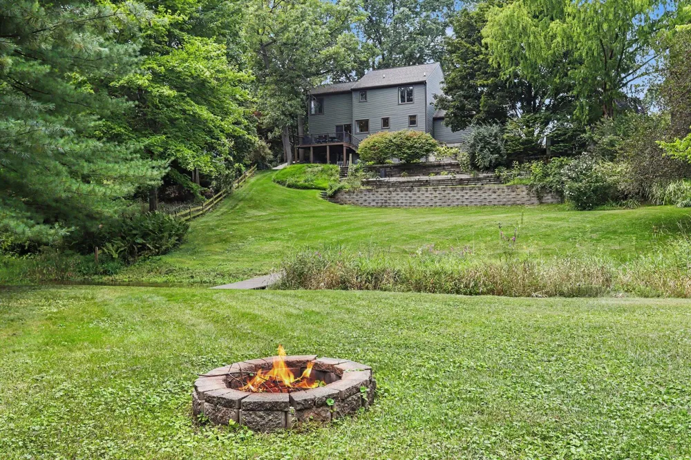 1244 Merry Brook Drive Comstock Charter Township, MI 49048