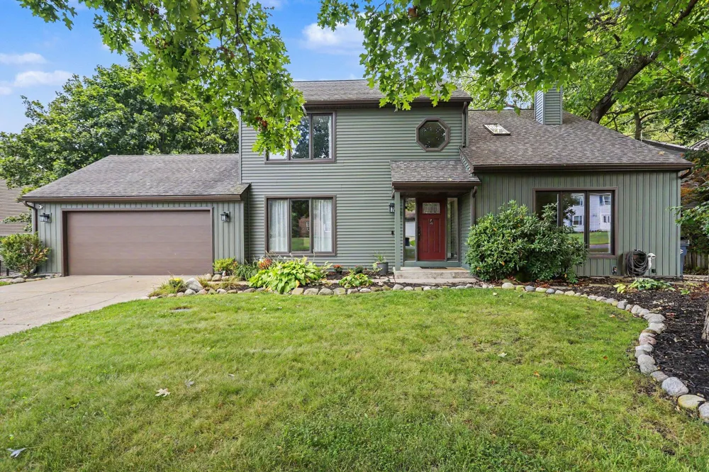 1244 Merry Brook Drive Comstock Charter Township, MI 49048