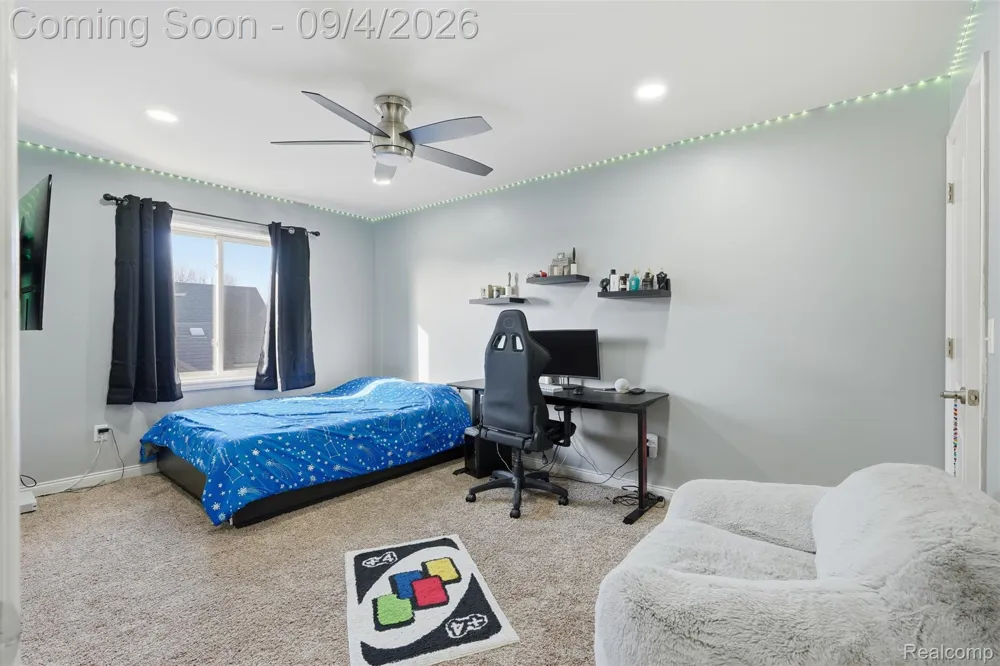 19330 Middle Branch Drive Macomb Township, MI 48044