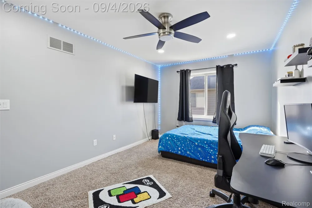 19330 Middle Branch Drive Macomb Township, MI 48044