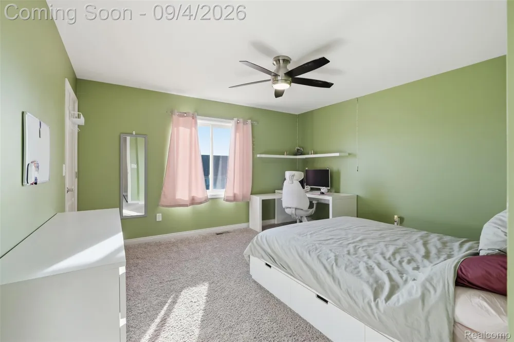 19330 Middle Branch Drive Macomb Township, MI 48044