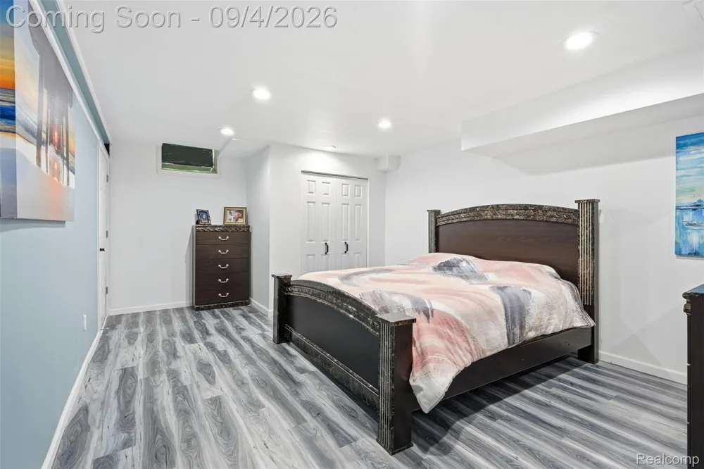 19330 Middle Branch Drive Macomb Township, MI 48044