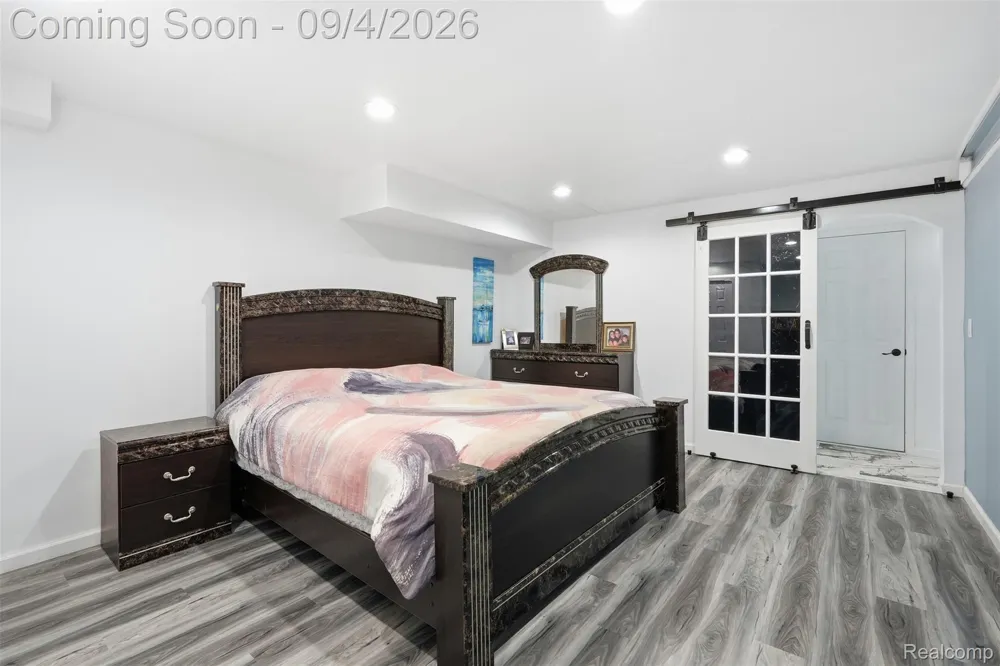 19330 Middle Branch Drive Macomb Township, MI 48044