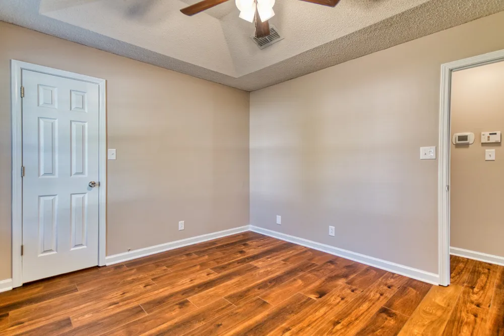 1033 Bush Ave Oak Grove, KY 42262