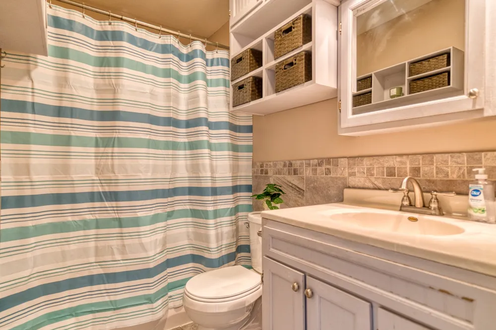 1033 Bush Ave Oak Grove, KY 42262