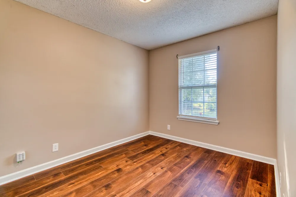 1033 Bush Ave Oak Grove, KY 42262