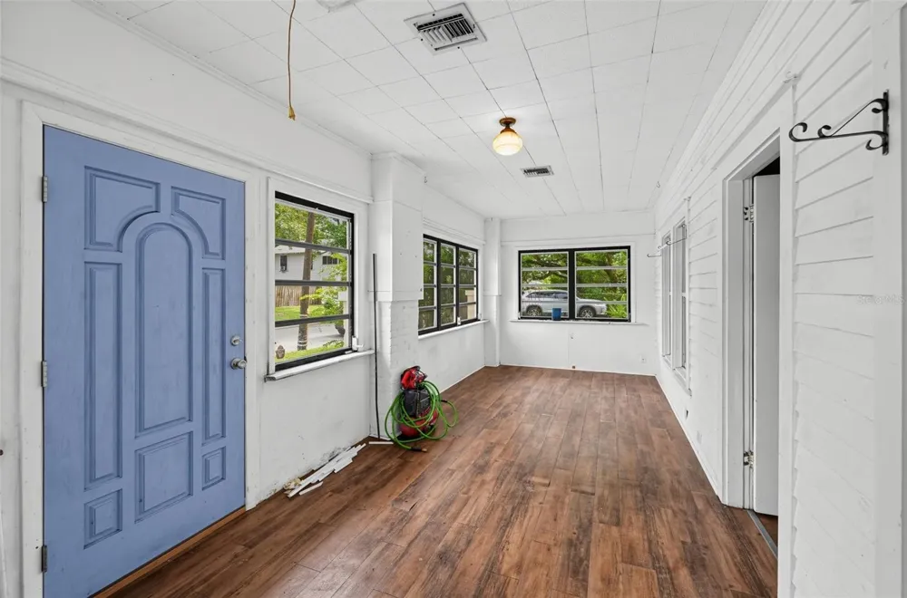 1203 KING AVENUE Lakeland, FL 33803