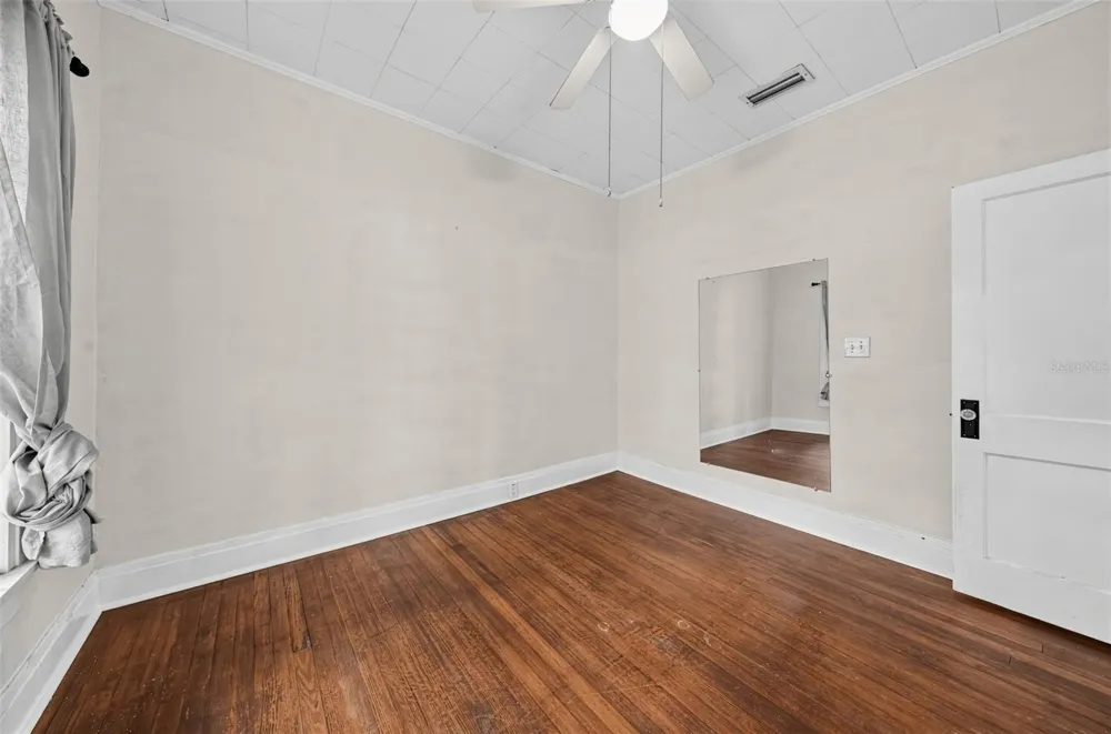 1203 KING AVENUE Lakeland, FL 33803