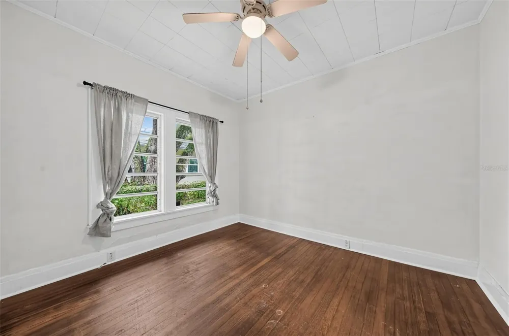 1203 KING AVENUE Lakeland, FL 33803