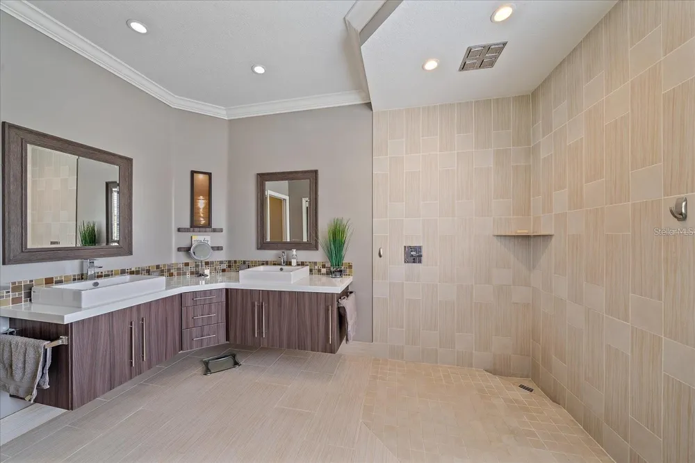 7107 SWITCHGRASS TRAIL Bradenton, FL 34202
