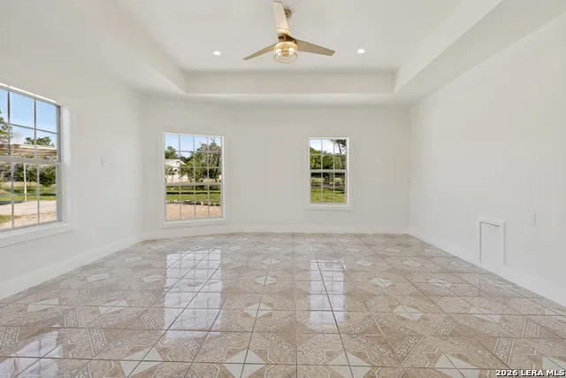 72 JANA LN Spring Branch, TX 78070