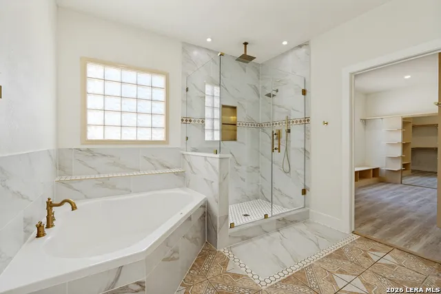 72 JANA LN Spring Branch, TX 78070