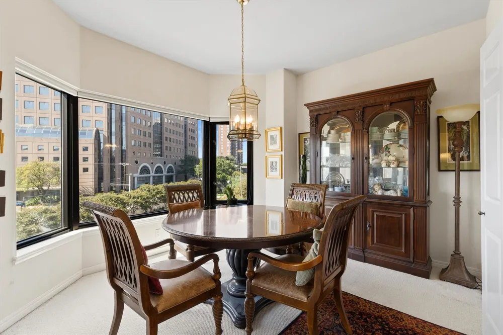 3030 Mckinney Avenue #304 Dallas, TX 75204