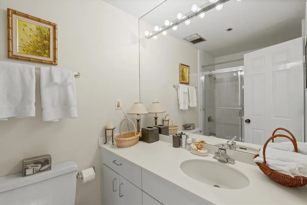 3030 Mckinney Avenue #304 Dallas, TX 75204