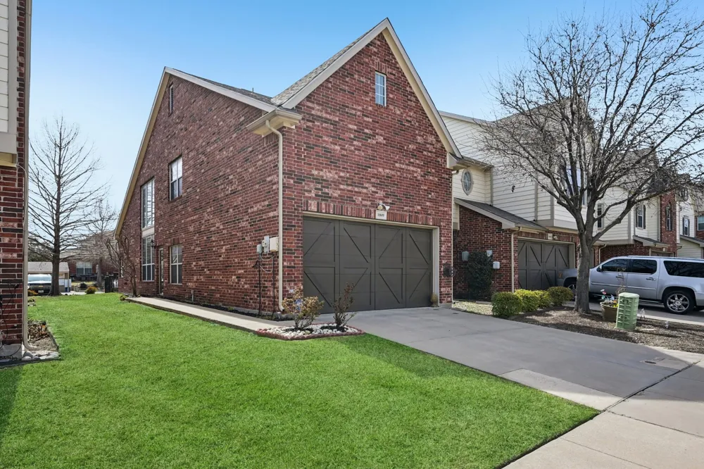 1049 Colonial Drive Coppell, TX 75019