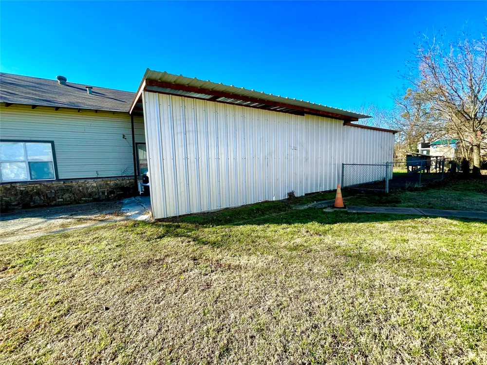 209 Bowie Street Jacksboro, TX 76458