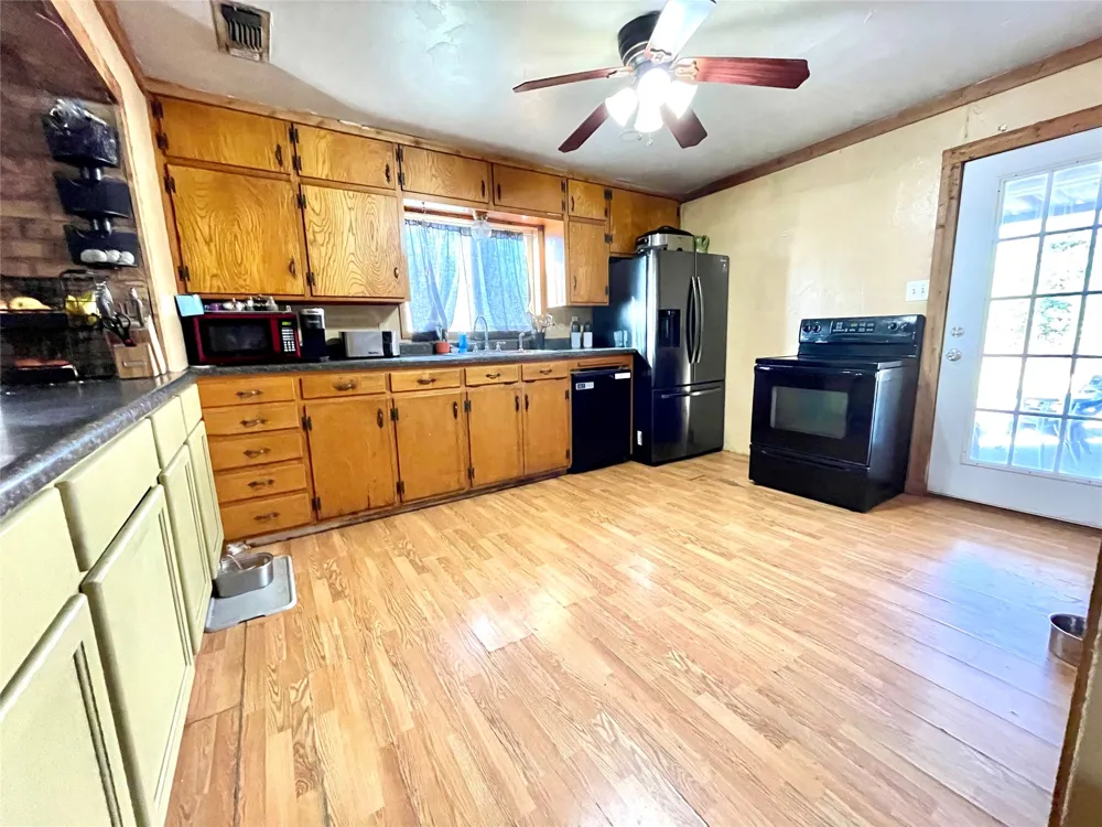 209 Bowie Street Jacksboro, TX 76458