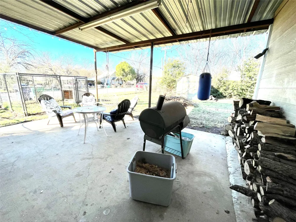209 Bowie Street Jacksboro, TX 76458