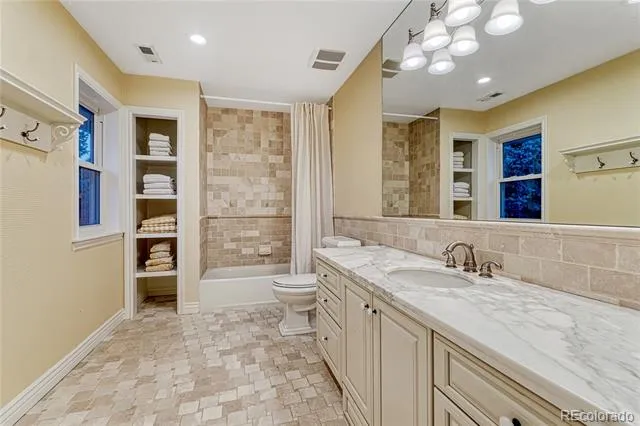 17745 E Jamison Avenue Aurora, CO 80016