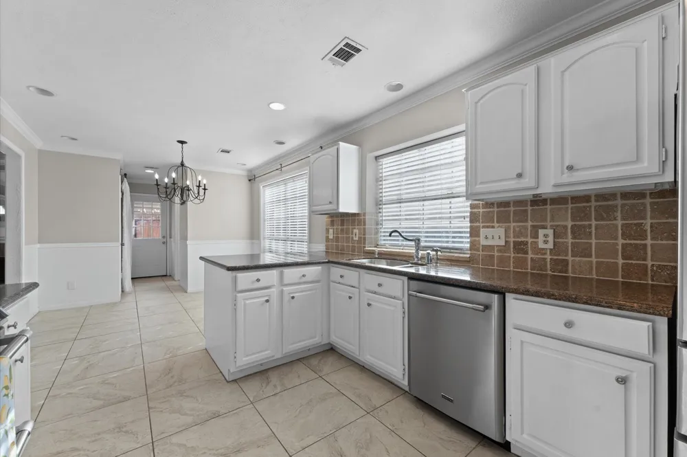 16338 Hickory Point Road Houston, TX 77095