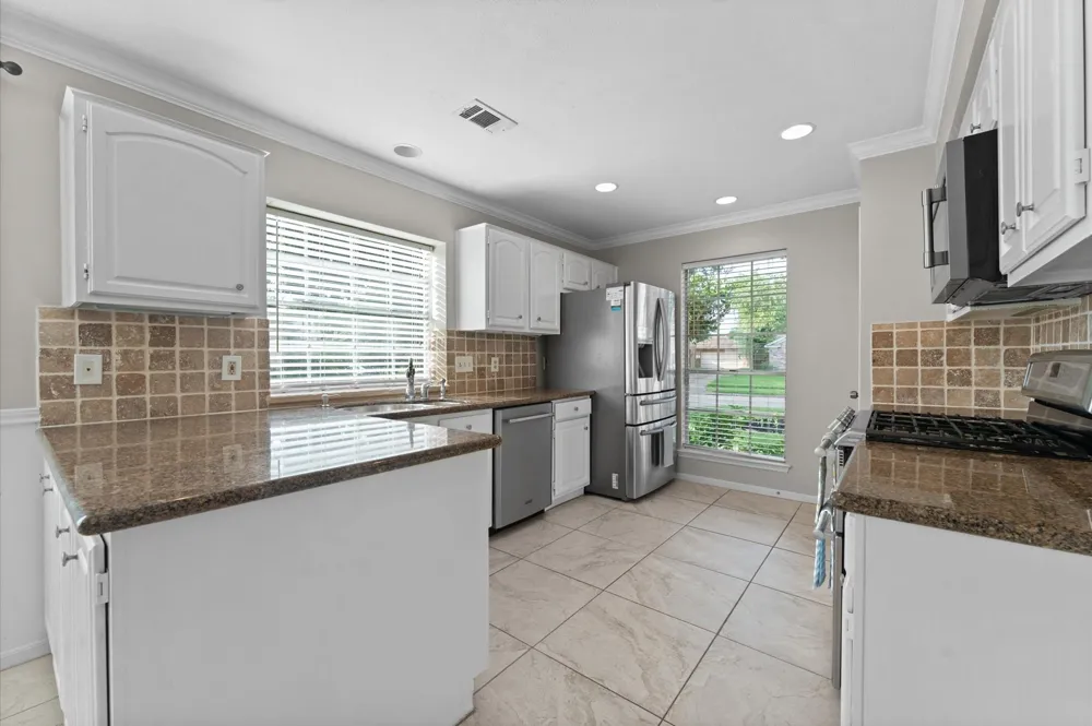 16338 Hickory Point Road Houston, TX 77095