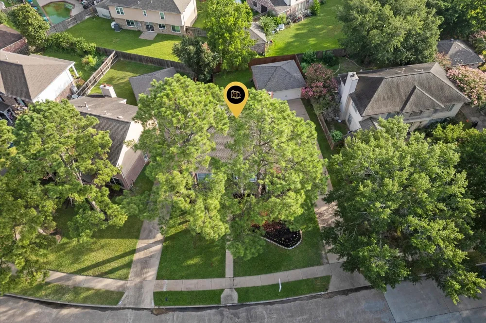 16338 Hickory Point Road Houston, TX 77095