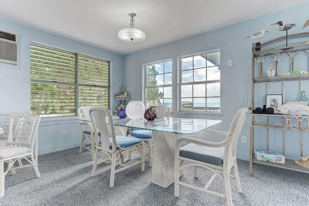 308 Bay Avenue Kemah, TX 77565