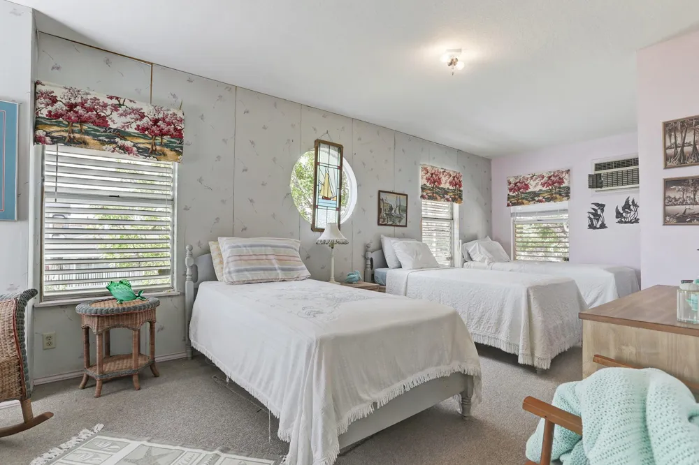 308 Bay Avenue Kemah, TX 77565