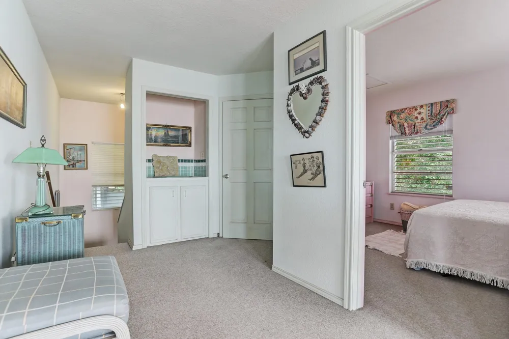 308 Bay Avenue Kemah, TX 77565